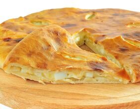 Пирог с картофелем, яйцом и сыром