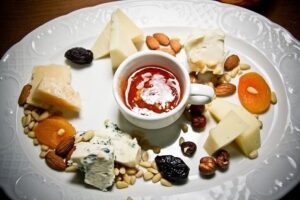 Ассорти итальянских сыров